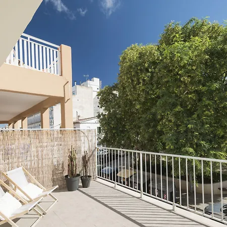 Forenna Hostel (Adults Only)-3